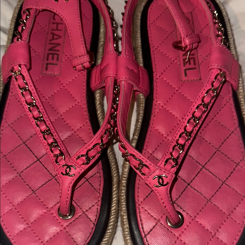Chanel Pink Quilted Sandals - Picture 5 of 5